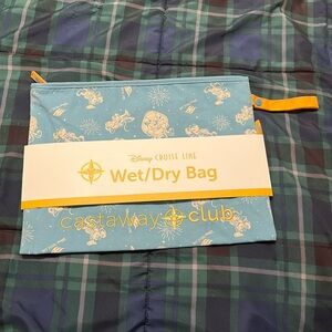 NWT Disney Cruise Line Castaway Club wet/dry bag.
